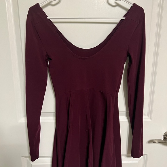 Burgundy Long sleeve V neck mini dress PINK VS size XS - Picture 3 of 9